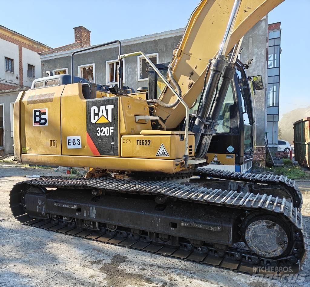 CAT 320F Bandgrävare