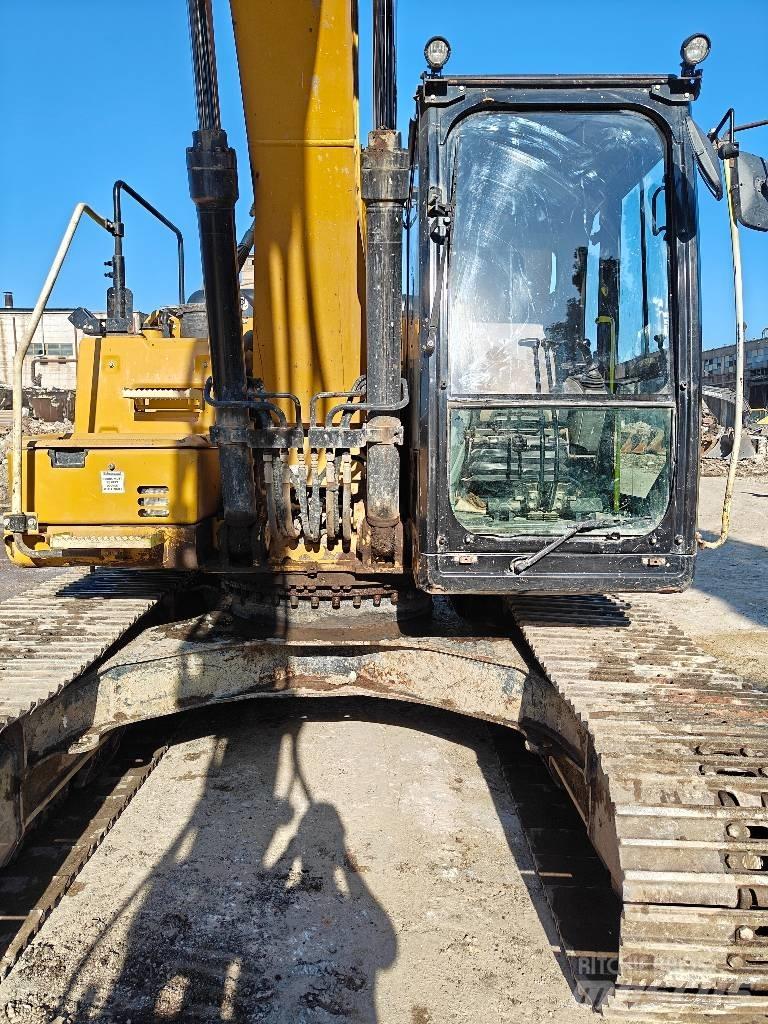 CAT 320F Bandgrävare
