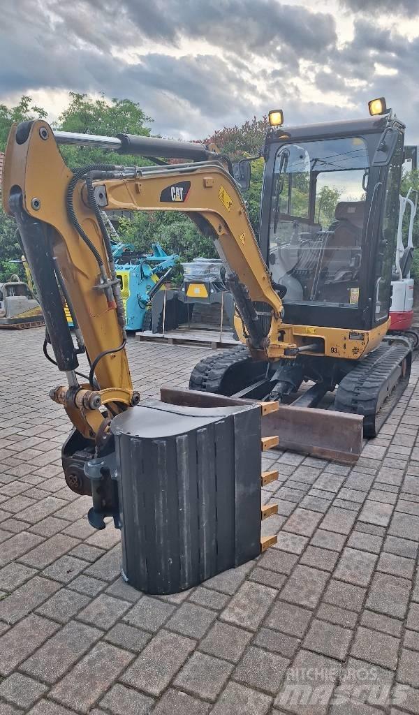 CAT 302.7 D CR Minigrävare < 7t