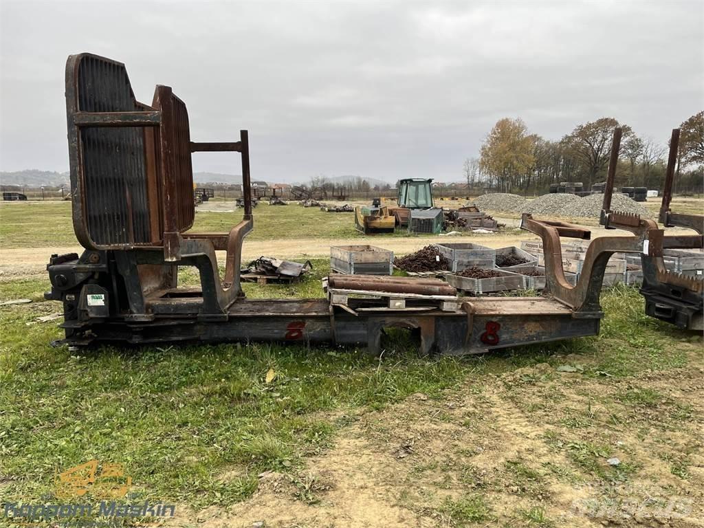 John Deere 1210E Redskap till skogsmaskiner