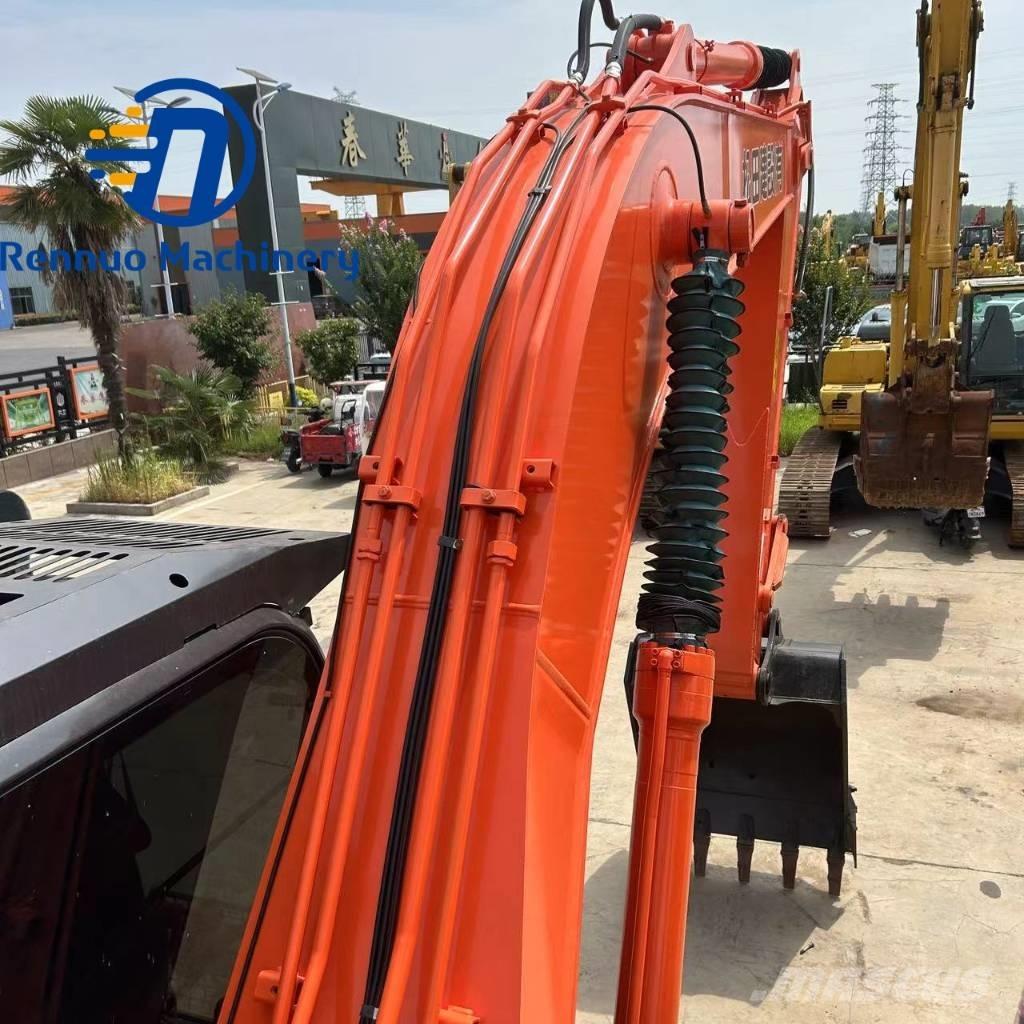 Hitachi ZX 200 Bandgrävare