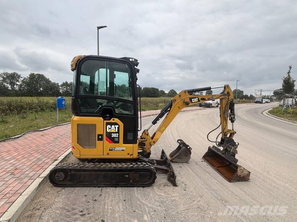 CAT 302 CR Minigrävare < 7t