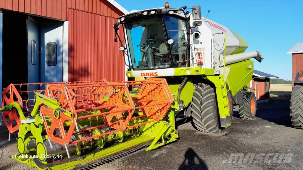 CLAAS Tucano 430 APS Skördetröskor
