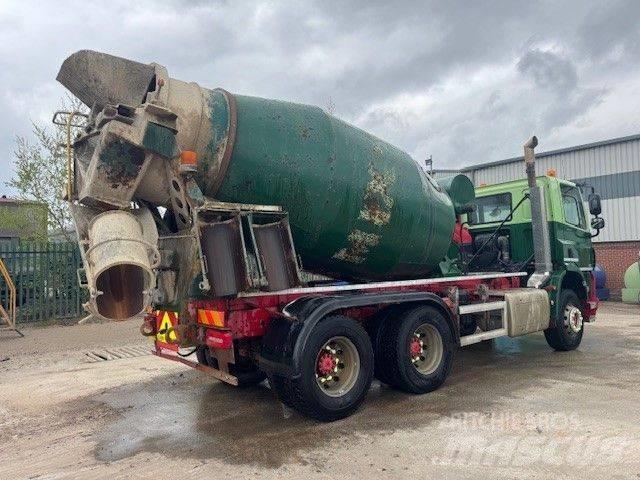 DAF CF 330 Cementbil
