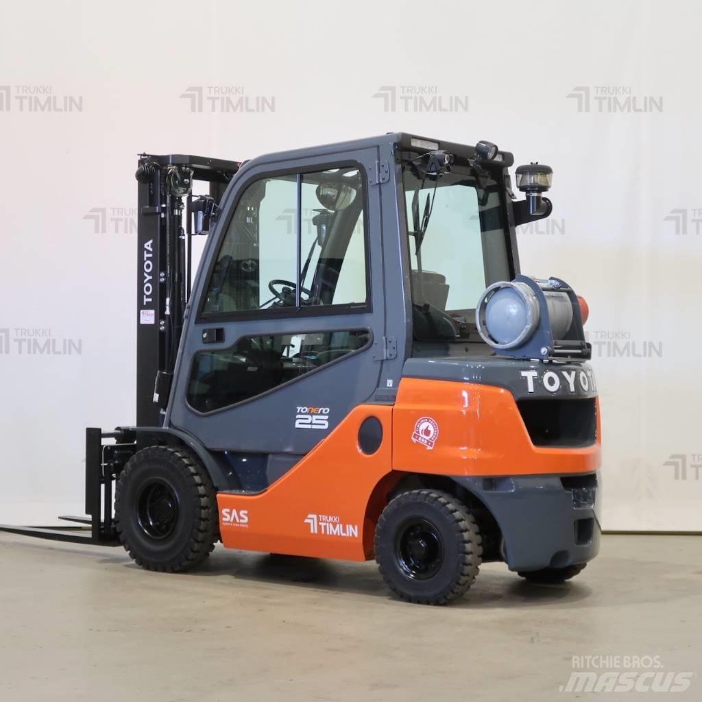 Toyota 02-8FGF25 Gasolmotviktstruckar
