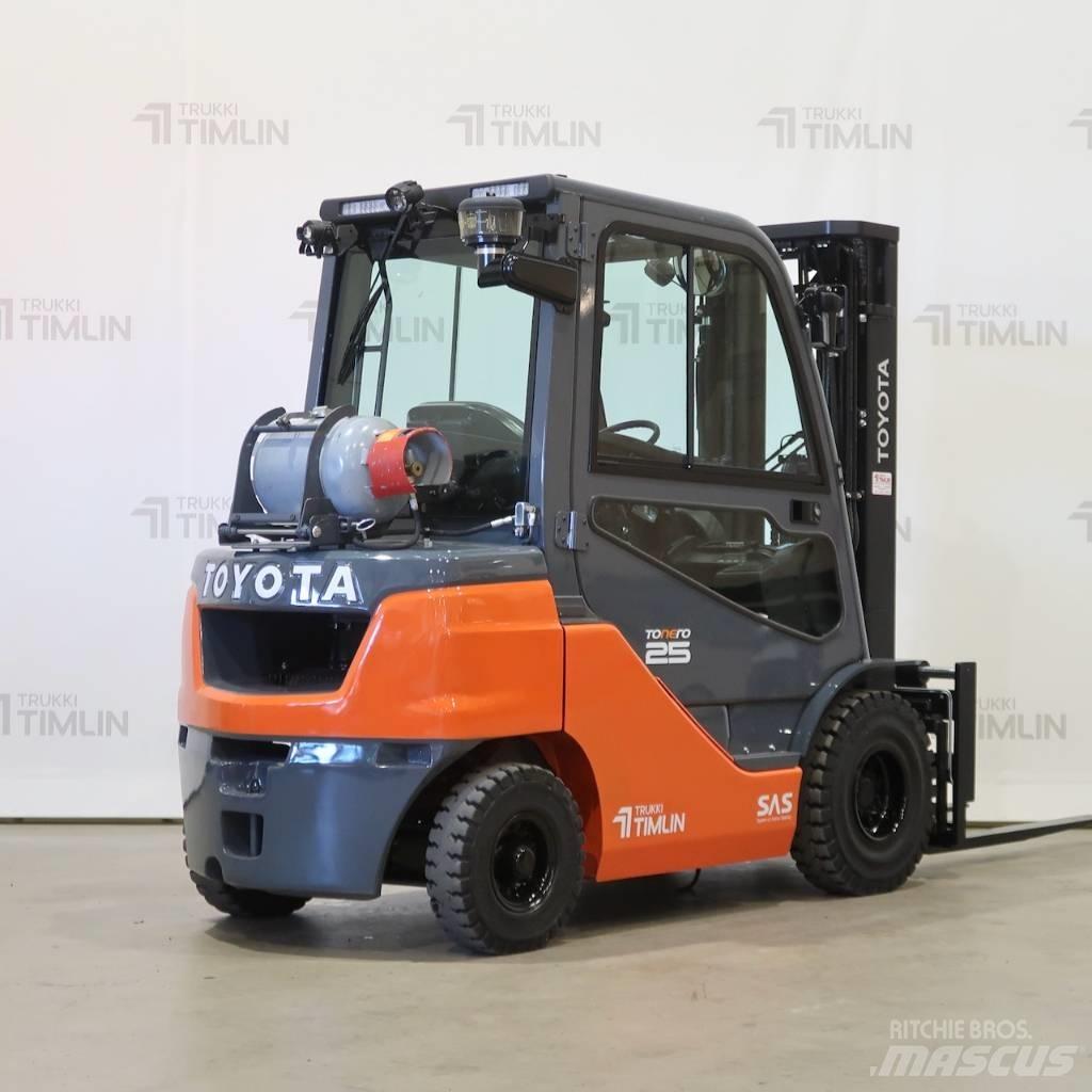 Toyota 02-8FGF25 Gasolmotviktstruckar