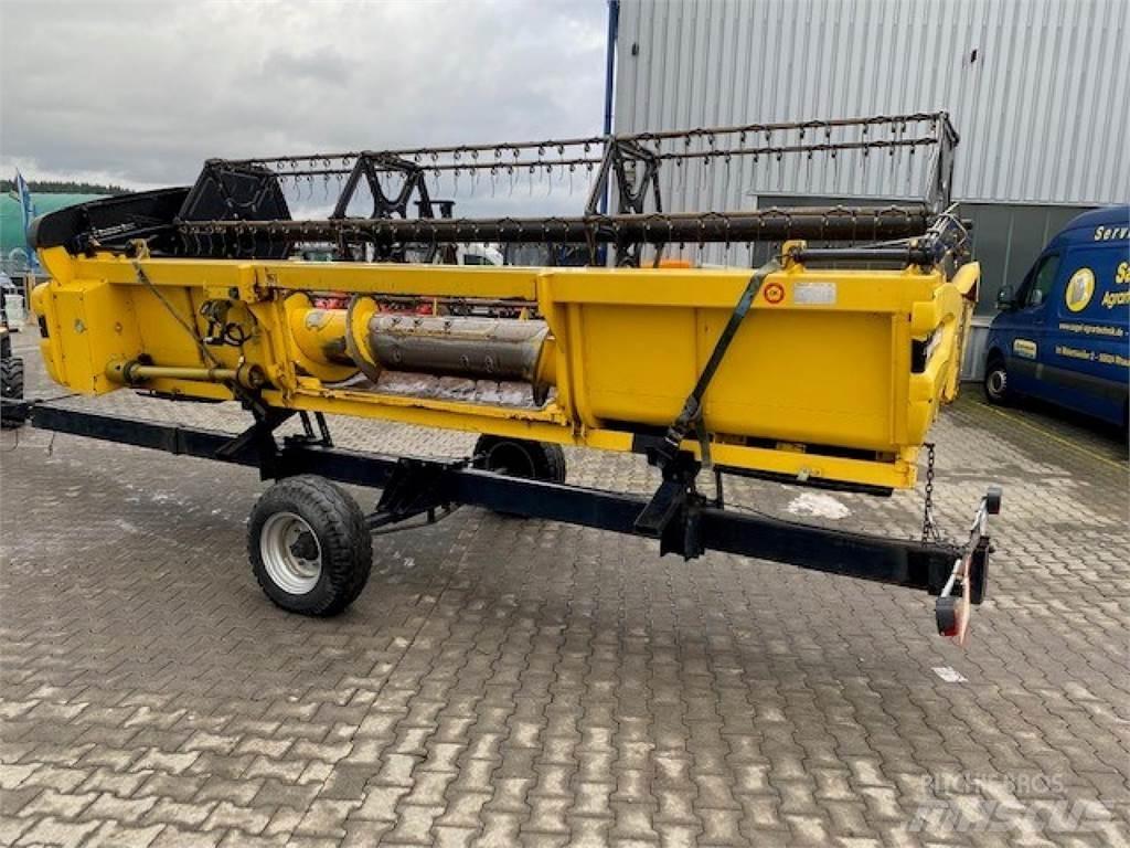 New Holland CX780 Skördetröskor