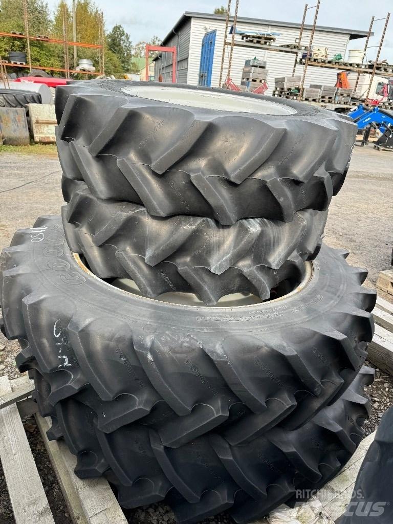 Goodyear 13.6R38 Däck, hjul och fälgar