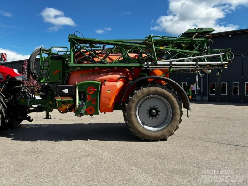 Amazone UX 4200 Dragna sprutor