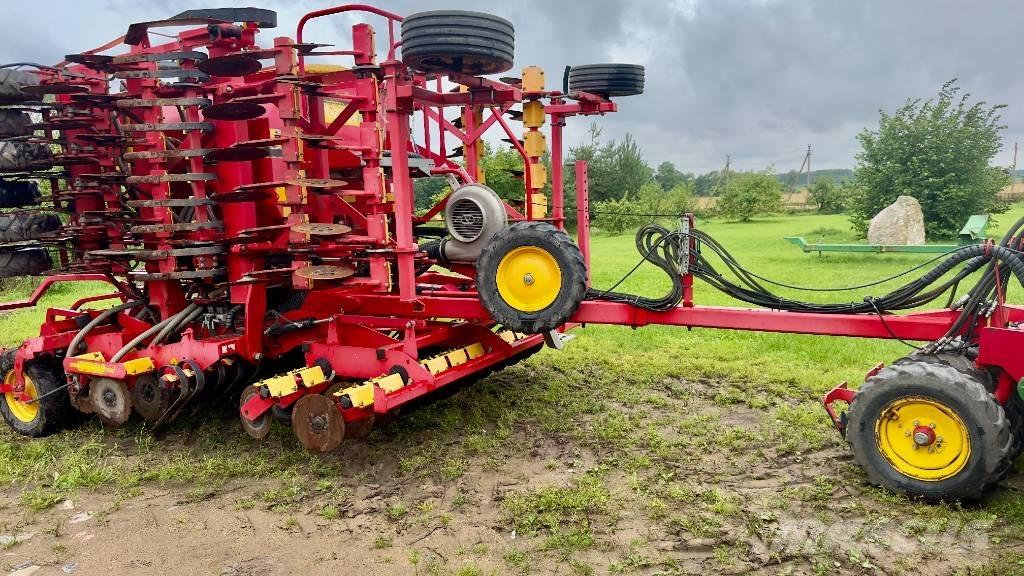 Väderstad RapidA600S Såmaskiner