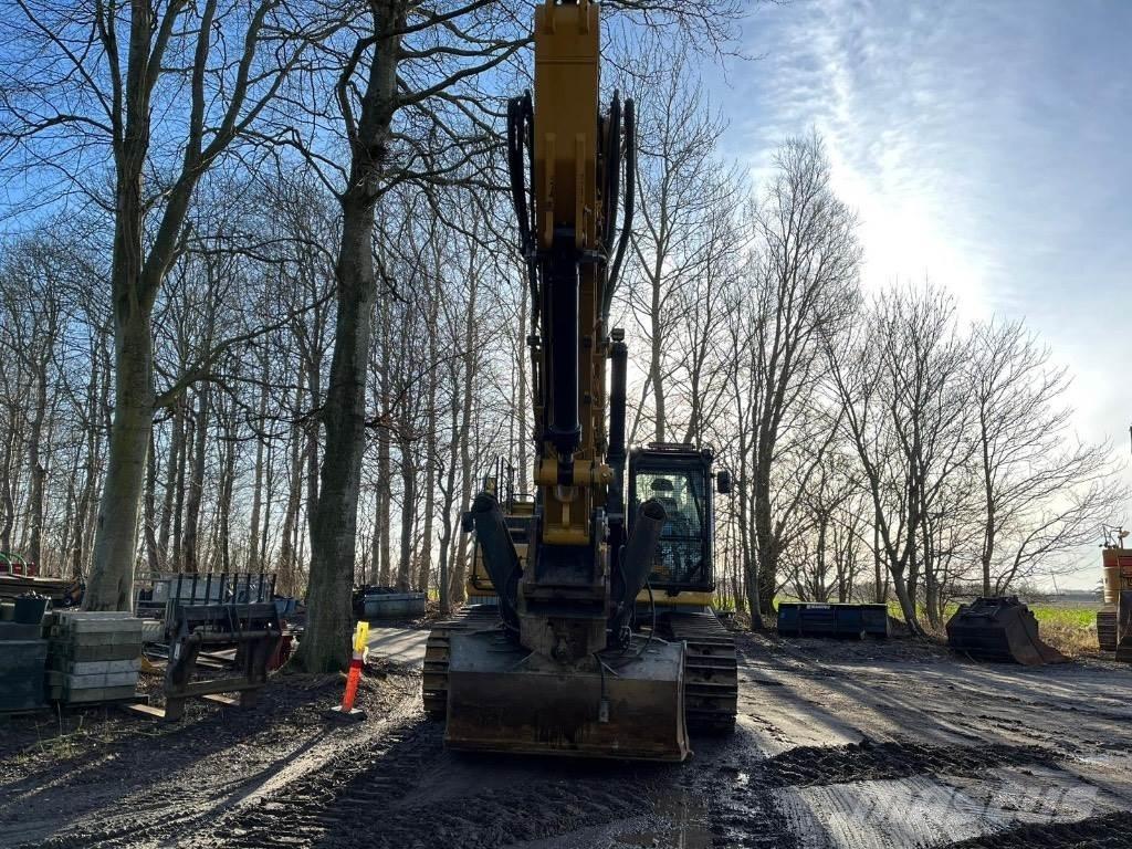 CAT 336 nextgen Bandgrävare