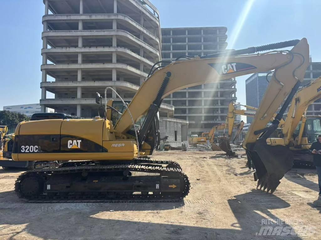 CAT 320 C L Bandgrävare