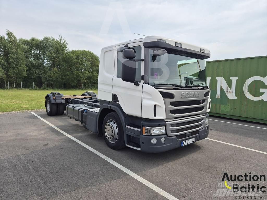 Scania P 450 Chassier