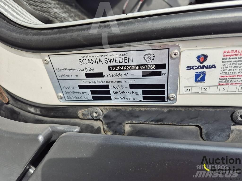 Scania P 450 Chassier