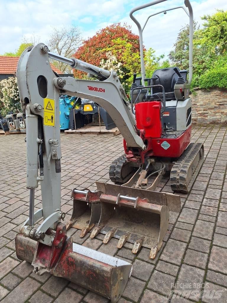 Takeuchi TB 210 R Minigrävare < 7t