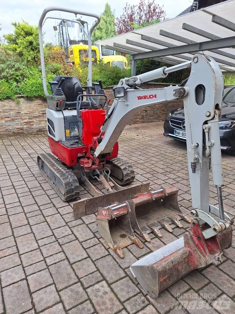 Takeuchi TB 210 R Minigrävare < 7t