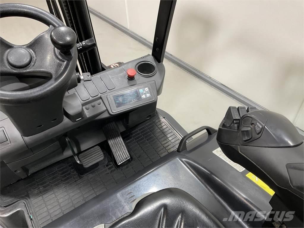 Mitsubishi FB18PNT Elmotviktstruckar