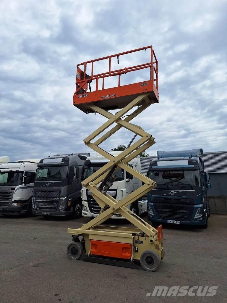 JLG 2030 ES Saxliftar