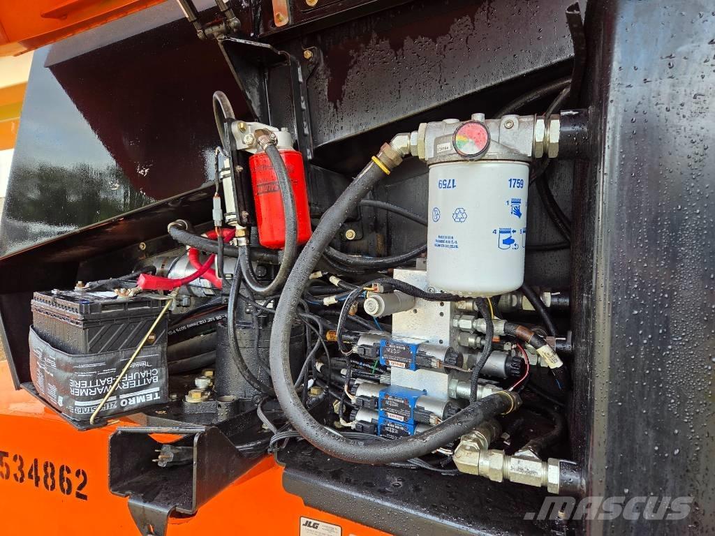 JLG 660 SJ Teleskop bomliftar