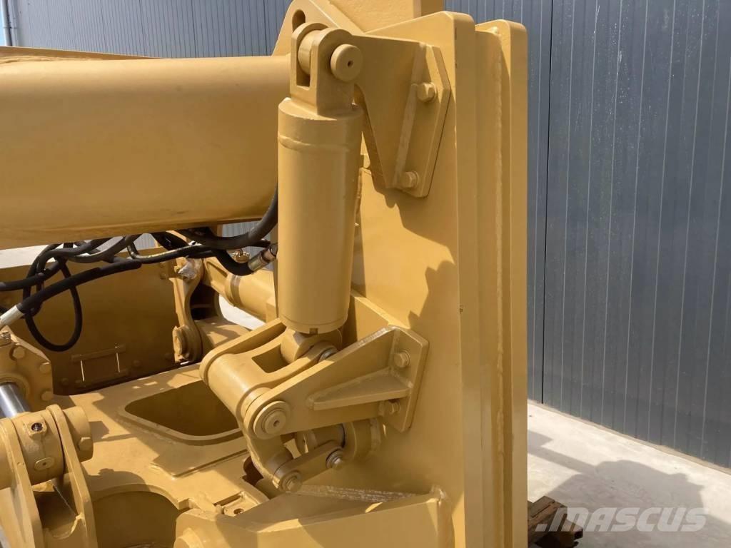CAT D8 Rivare