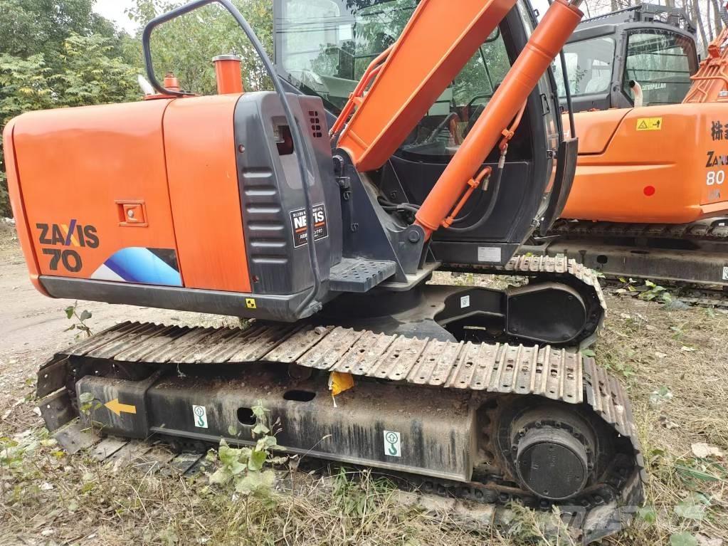Hitachi ZX 70 Midigrävmaskiner 7t - 12t
