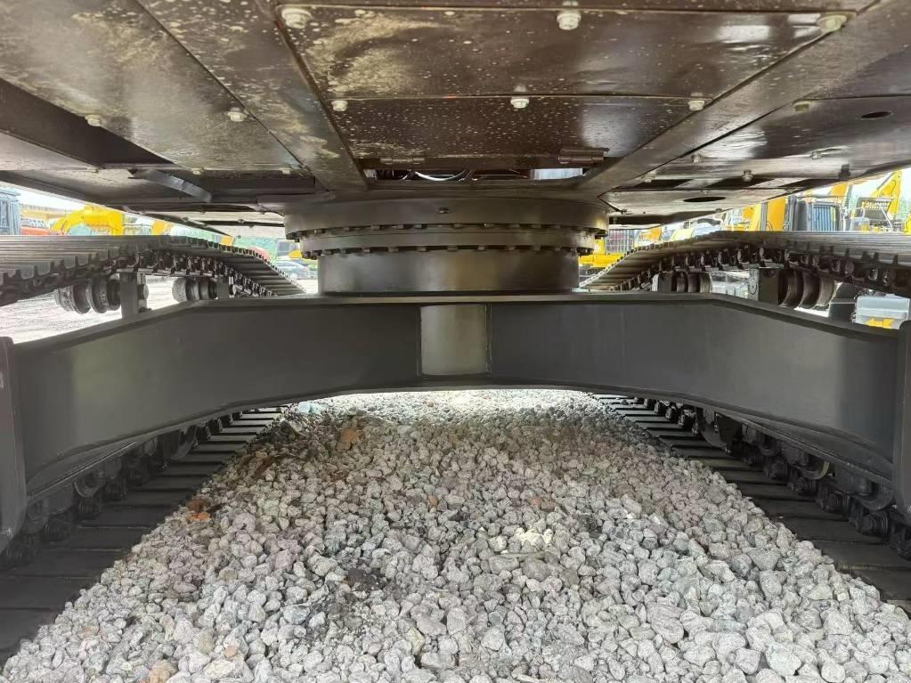 Doosan DX300-9C Bandgrävare