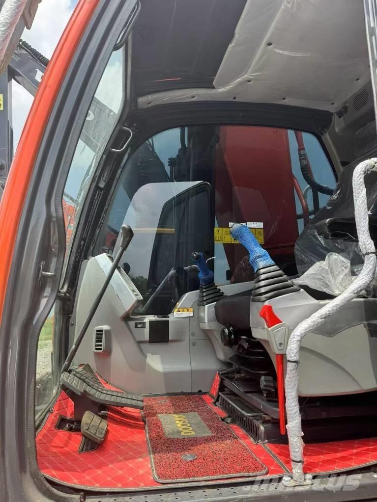 Doosan DX300-9C Bandgrävare