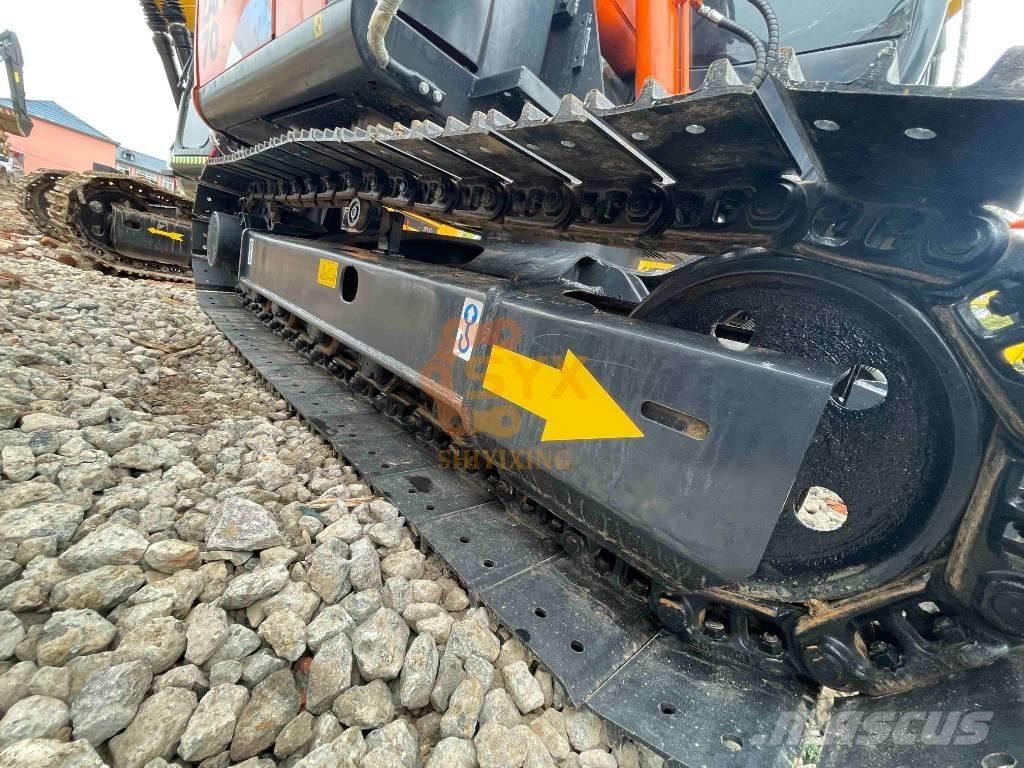 Hitachi ZX 70 Midigrävmaskiner 7t - 12t