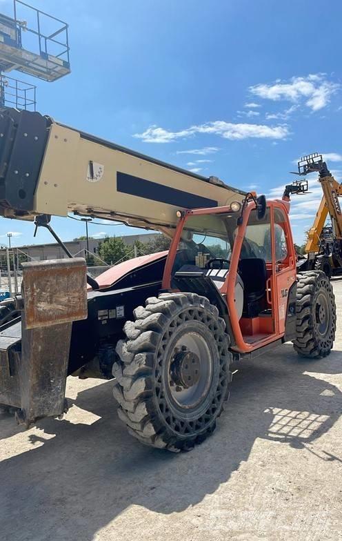 JLG 1055 Teleskoplastare