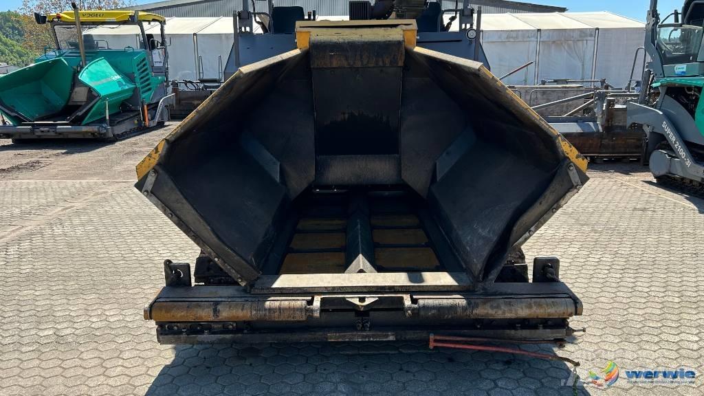 Volvo ABG TITAN 5820 Asfaltsläggningsmaskiner