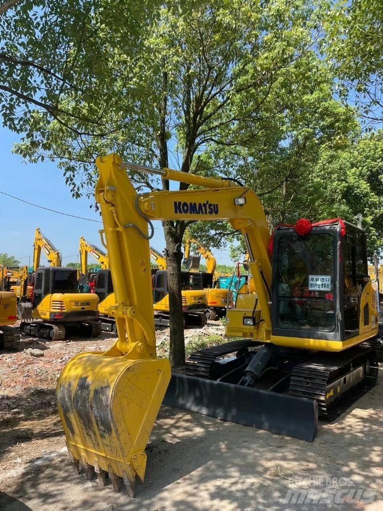 Komatsu PC70-8 Bandgrävare