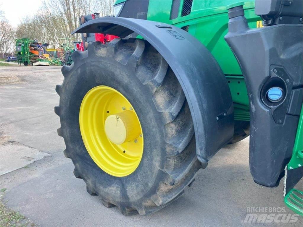 John Deere 6250R Traktorer
