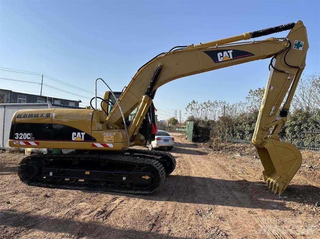 CAT 320 C L Bandgrävare