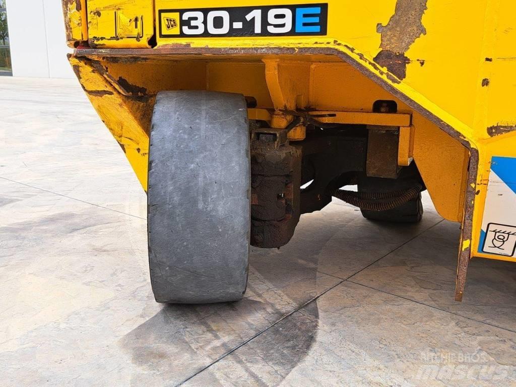 JCB TLT 30-19E Skjutstativtruck