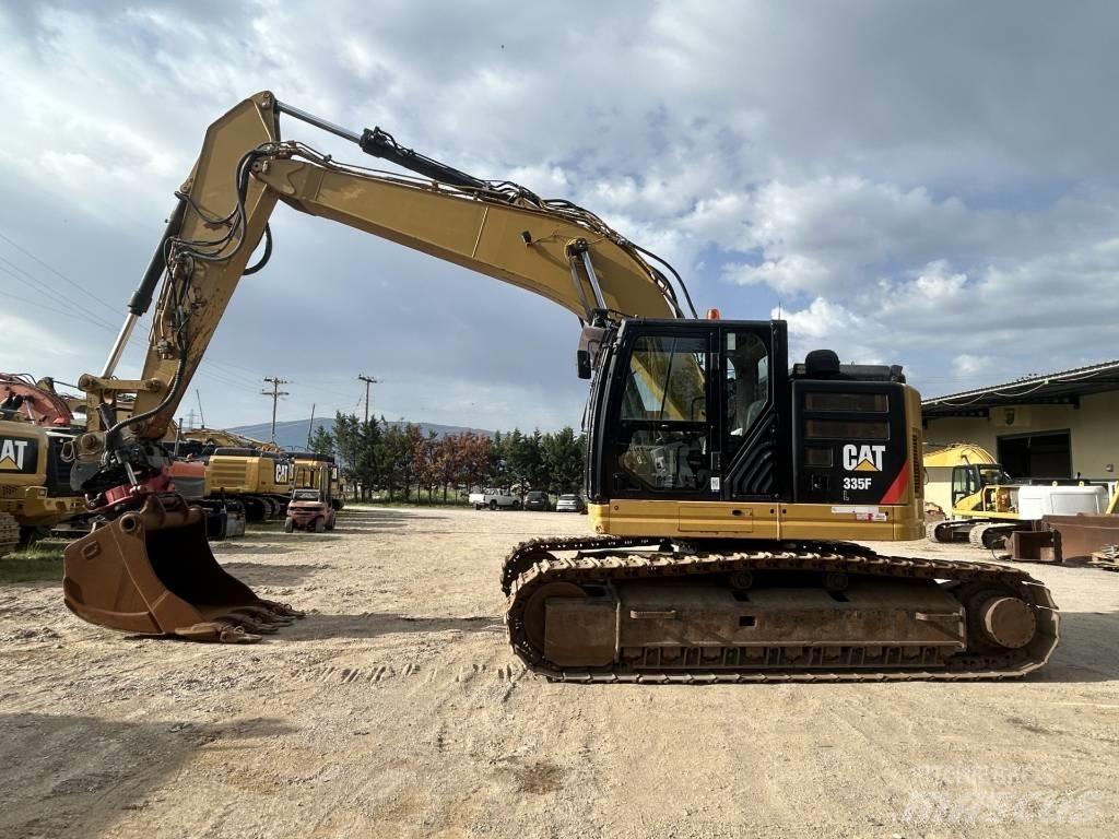 CAT 335 F L Bandgrävare