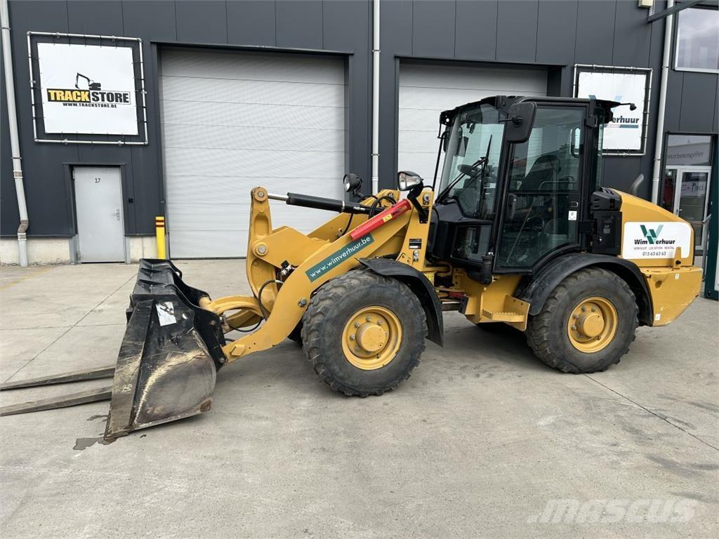CAT 906M (8758) Kompaktlastare