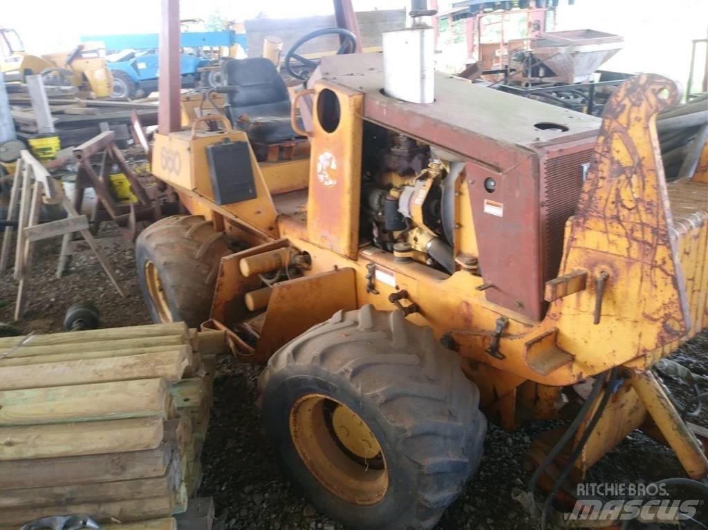 CASE 660 Kedjegrävmaskiner