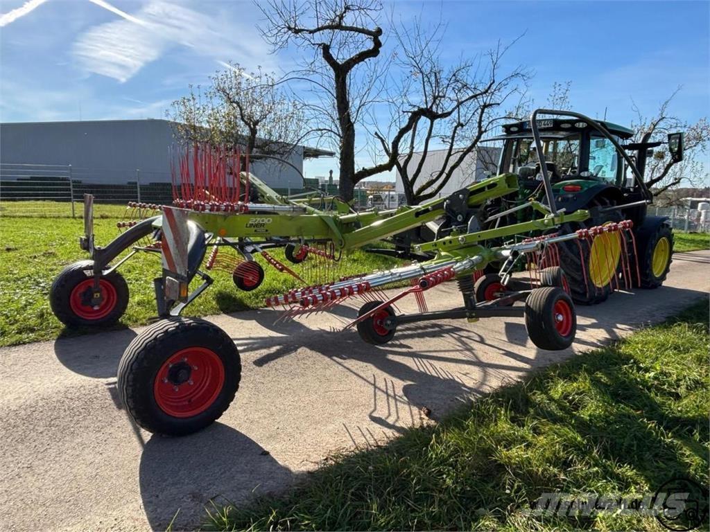 CLAAS Liner 2700 Strängläggare