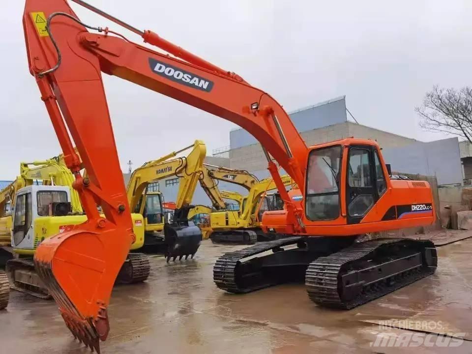 Doosan DH 220 Bandgrävare