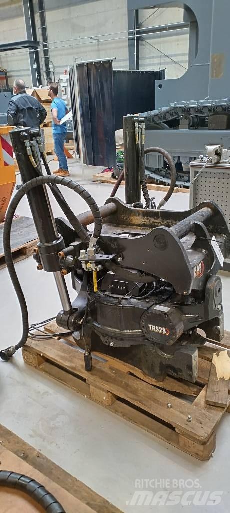 CAT TRS 23 Bandgrävare