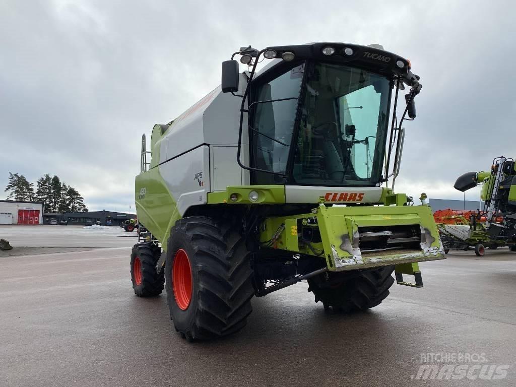 CLAAS Tucano 430 Skördetröskor
