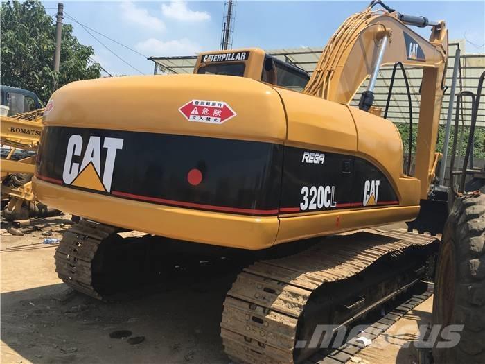 CAT 320 C L Bandgrävare