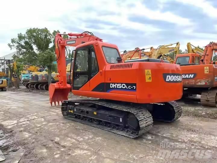 Doosan DH 150 LC-7 Bandgrävare