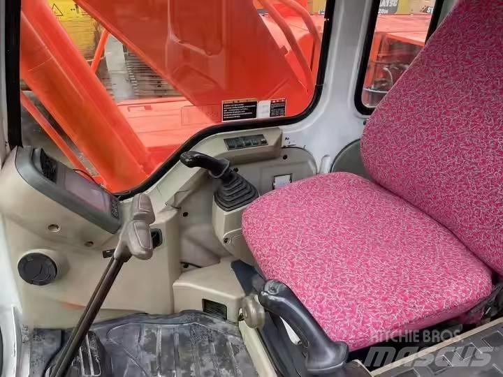 Doosan DH 150 LC-7 Bandgrävare