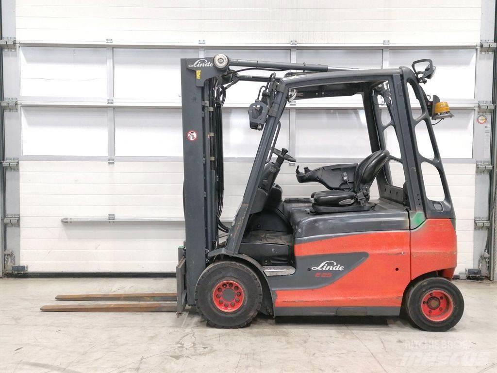 Linde E25-01 Elmotviktstruckar