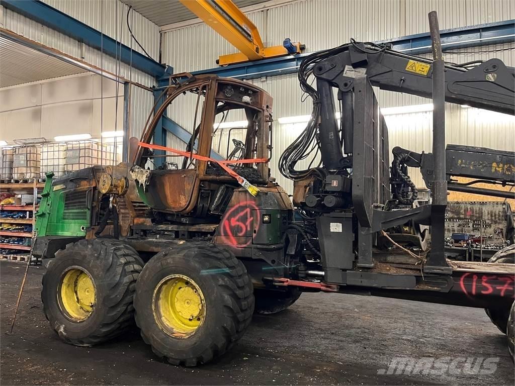 John Deere 1210E Skotare