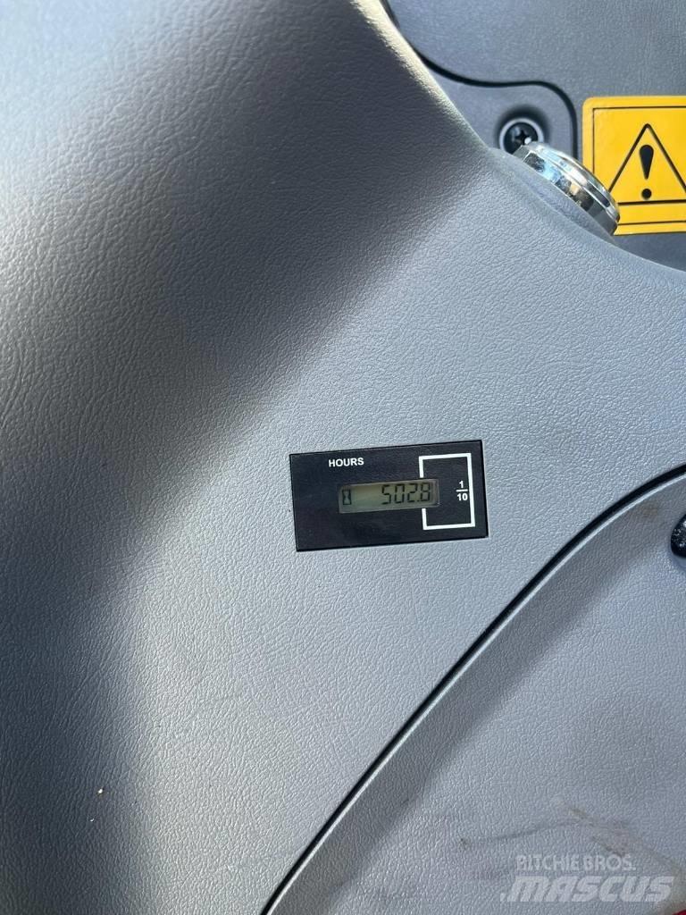 Hyundai HW 65 A Hjulgrävare