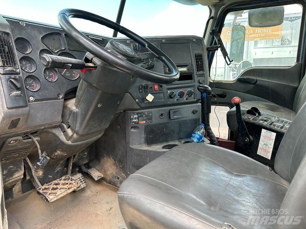 Mack GU 800 Övriga bilar