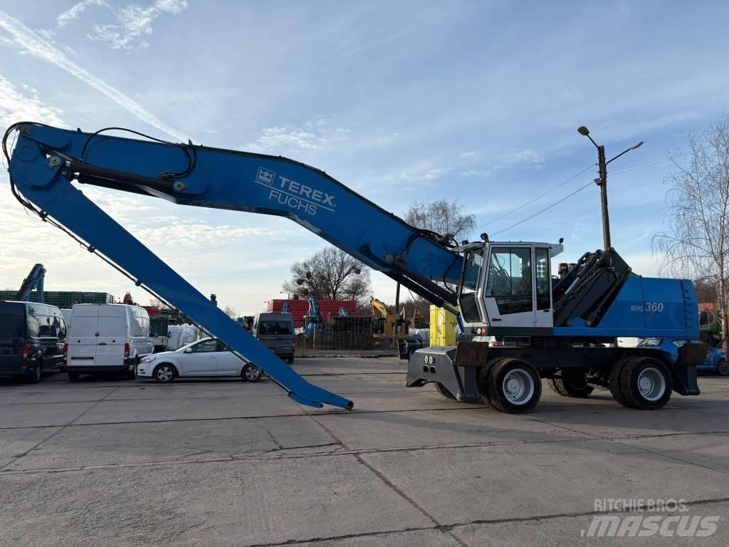 Fuchs MHL 360 D Avfalls / industri hantering