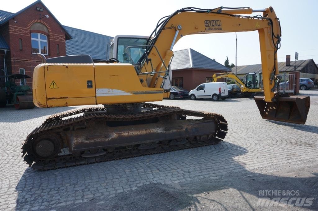 Liebherr R 900 C Bandgrävare
